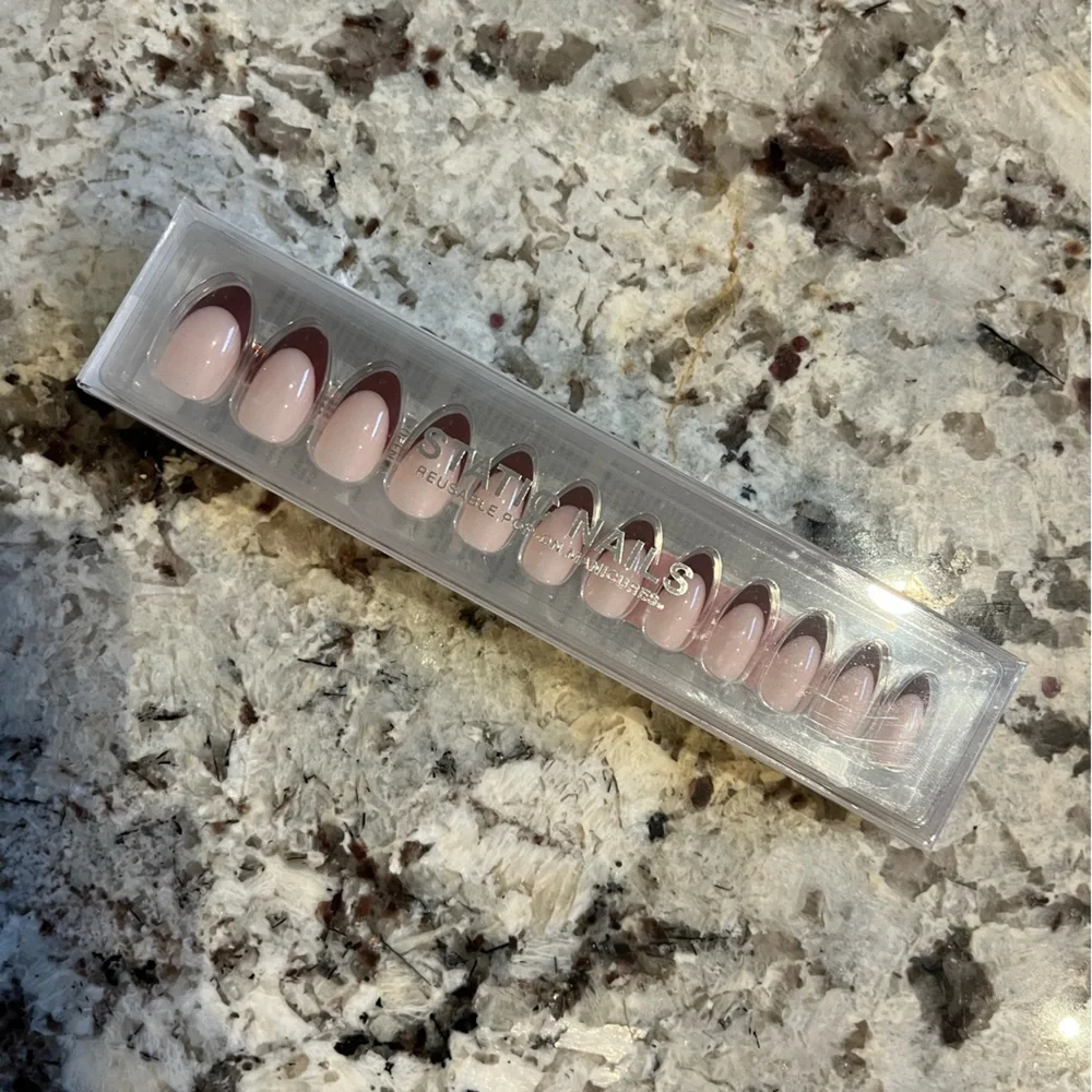 Static Nails Bundle of 3 NIB reusable press on nails - Picture 3 of 8